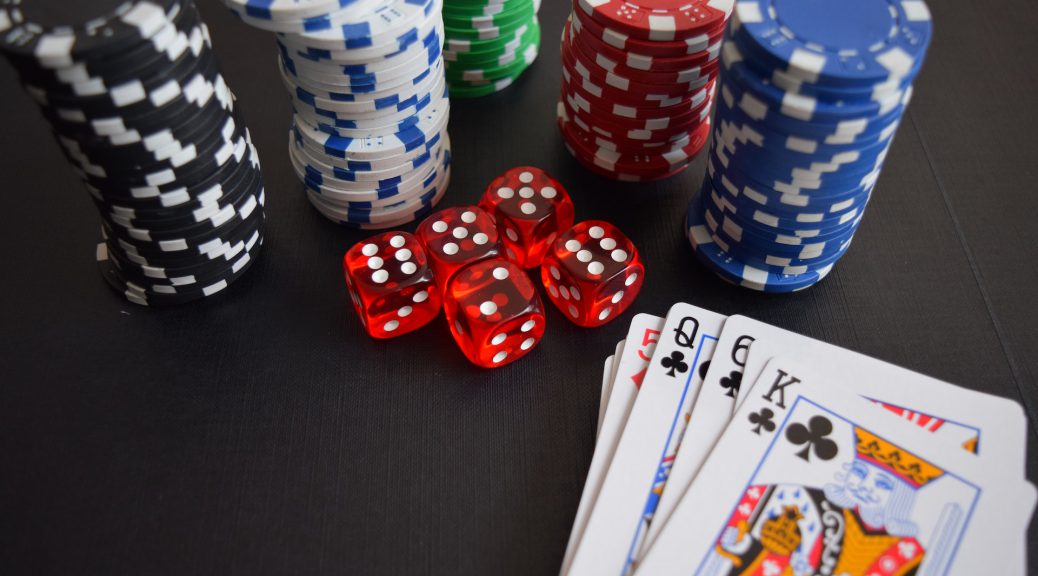 Pokerkaarten en stacks